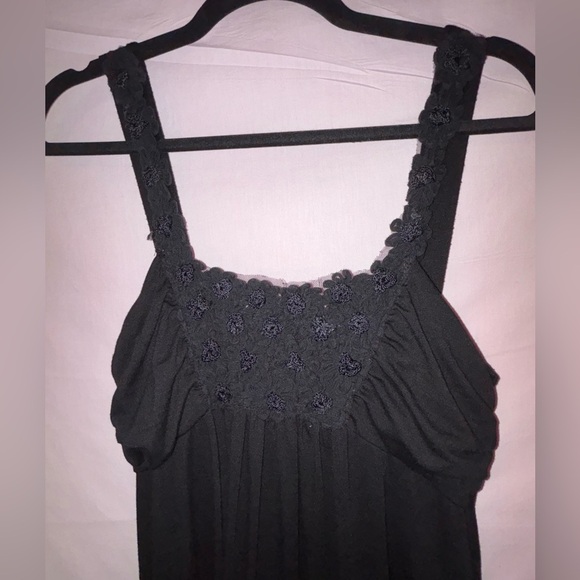 Elle Elegant Black Midi Dress - Picture 6 of 11